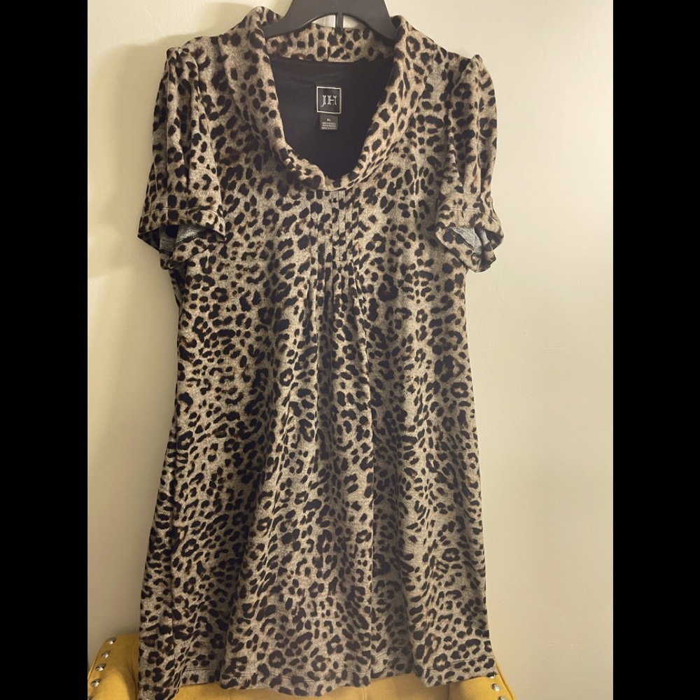 Beautiful JH Leopard print dress size XL